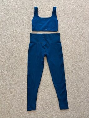 SET Active Blue Sports Bra and Leggings Set